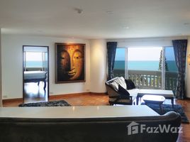 3 Bedrooms Condo for rent in Na Kluea, Pattaya Park Beach Condominium 
