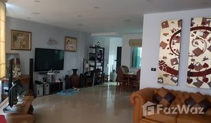 3 Schlafzimmern Haus zu verkaufen in Nong Prue, Pattaya Chateau Dale Villas
