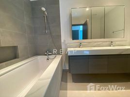 2 спален Квартира на продажу в Creek Horizon Tower 2, Creekside 18