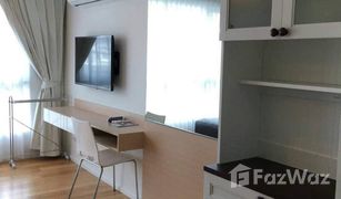 Studio Condo for sale in Khlong Toei Nuea, Bangkok 15 Sukhumvit Residences