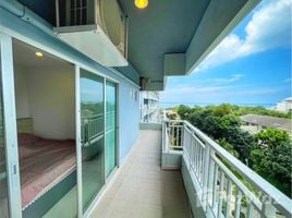 2 Bedroom Apartment for sale at Lumpini Park Beach Jomtien, Nong Prue