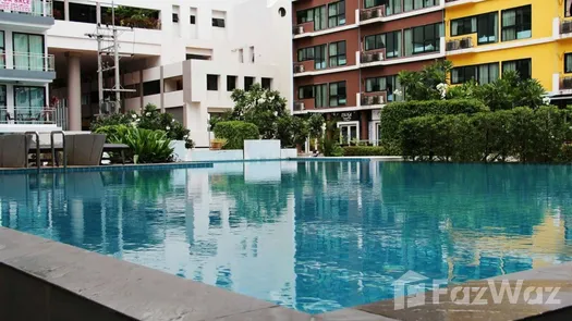 图片 1 of the Communal Pool at Neo Condo