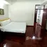 2 Bedroom Apartment for rent at Le Vanvarothai, Si Lom