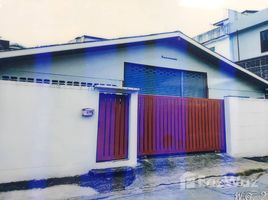 Studio Warehouse for rent in Khlong Chan, Bang Kapi, Khlong Chan