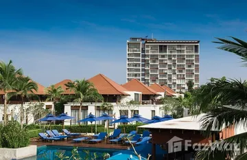 The Oriental Beach in Chak Phong, 罗勇府