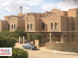 4 Schlafzimmer Reihenhaus zu verkaufen im Mena Residence, South Investors Area, New Cairo City, Cairo, Ägypten