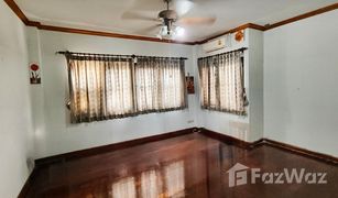 5 Bedrooms House for sale in Talat Khwan, Nonthaburi 