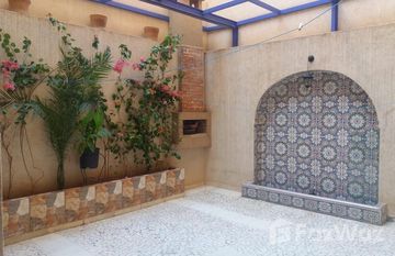 à vendre spacieux duplex de 135 m² plus la terrasse, de 3 chambres, situé à semlalia in Na Menara Gueliz, Marrakech Tensift Al Haouz