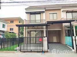 3 Bedroom Townhouse for sale at Baan Pruksa 54 Klong Tanon-Bangbuathong, Bang Mae Nang