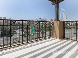1 Bedroom Apartment for sale at Lamaa, Madinat Jumeirah Living, Umm Suqeim