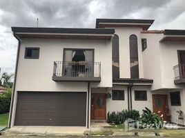 4 Habitación Villa en venta en Curridabat, Curridabat