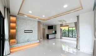 4 Bedrooms House for sale in Bang Sao Thong, Samut Prakan Burasiri Bangna