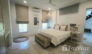 苏梅岛 波普托 Chaweng Modern Villas 4 卧室 别墅 售 