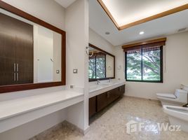 5 спален Дом на продажу в Promphan Park Village (Muban Mai Lom Ruen), Nong Bon