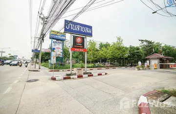 Baan Sailom Pak Kret in Пак крет, Нонтабури