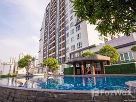 2 Schlafzimmer Wohnung zu verkaufen im 15 Sukhumvit Residences, Khlong Toei Nuea
