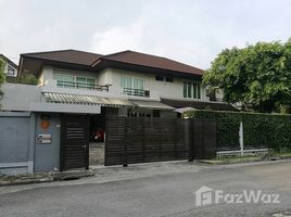 6 Bedroom House for sale at Exclusive 39 , Saphan Sung