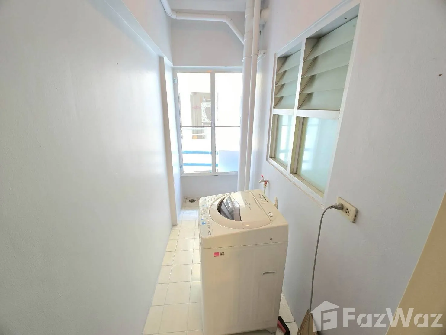 For rent studio condo in Bang Na, Bangkok