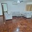3 спален Кондо в аренду в Kanta Mansion, Khlong Tan