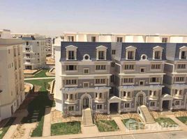 4 Bedroom Apartment for sale at Mountain View Hyde Park, The 5th Settlement, New Cairo City