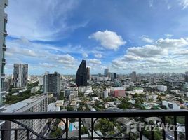 1 спален Кондо в аренду в The Crest Sukhumvit 34, Khlong Tan