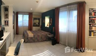 2 Schlafzimmern Wohnung zu verkaufen in Si Lom, Bangkok Pearl Garden
