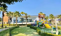 写真 3 of the Outdoor Kids Zone at The Grand Park Phase 2