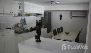 2 Bedrooms Condo for sale in Phlapphla, Bangkok Tara Ruen Ake