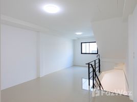 3 спален Таунхаус for rent in Патумтани, Khlong Song, Khlong Luang, Патумтани