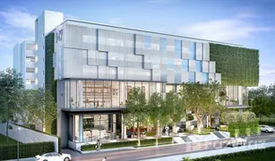 Studio Retail space for sale in Khlong Tan Nuea, Bangkok 949 Neighborhood