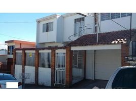 4 Bedroom House for sale in Parque España, San Jose, Montes De Oca