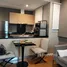 1 chambre Condominium à louer à , Khlong Toei Nuea