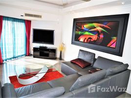 2 Bedrooms Penthouse for sale in Nong Prue, Pattaya Jomtien Beach Condo