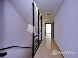 3 спален Вилла на продажу в Arabian Style, Al Reef Villas