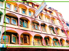 在Bang Kapi Market, Phlapphla出售的100 卧室 联排别墅, Hua Mak