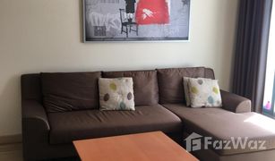 2 Bedrooms Condo for sale in Si Lom, Bangkok Life At Sathorn 10