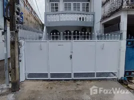 ทาวน์เฮ้าส์ 2 ห้องนอน ให้เช่า ในทำเล วงศ์สว่าง, กรุงเทพมหานคร, วงศ์สว่าง