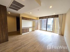 1 Bedroom Condo for sale at Noble Above Wireless Ruamrudee, Lumphini, Pathum Wan, Bangkok, Thailand