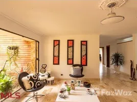 4 Bedroom House for sale in Bosque Plaza Centro Comercial, Medellin, Medellin