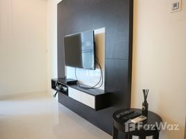 2 Bedroom Condo for rent at Q Langsuan, Lumphini