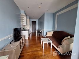 Ivy Sathorn 10에서 임대할 1 침실 콘도, 시 롬, 뱅 락