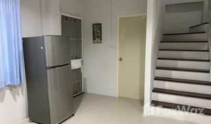 3 Bedrooms Townhouse for sale in Wang Yen, Nakhon Pathom Baan Montatip 5