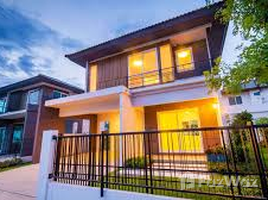 3 Bedroom House for rent at Pruklada Suvarnabhumi, Sisa Chorakhe Noi, Bang Sao Thong