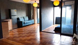 1 Bedroom Condo for sale in Thung Wat Don, Bangkok Sathorn Happy Land Tower