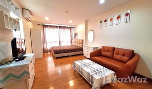 Studio Wohnung zu verkaufen in Lat Phrao, Bangkok Double U