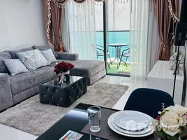 2 Bedroom Apartment for sale at Club Royal, Na Kluea, Pattaya