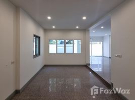 4 Bedroom House for rent in Chatuchak, Bangkok, Chantharakasem, Chatuchak