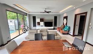 3 Schlafzimmern Villa zu verkaufen in Si Sunthon, Phuket The Lake House