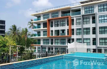 The Nice Condotel in Choeng Thale, Phuket