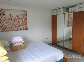 1 Schlafzimmer Appartement zu verkaufen im Beverly Hills Mansion, Phra Khanong Nuea